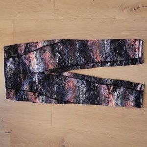 Lululemon leggings, multi color, size 6, 23"